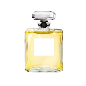 101 inspiriran po CHANEL - CHANEL 5 Inspired Image